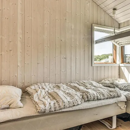 Holiday home 4 Bedroom Amazing In Rudkobing Spodsbjerg